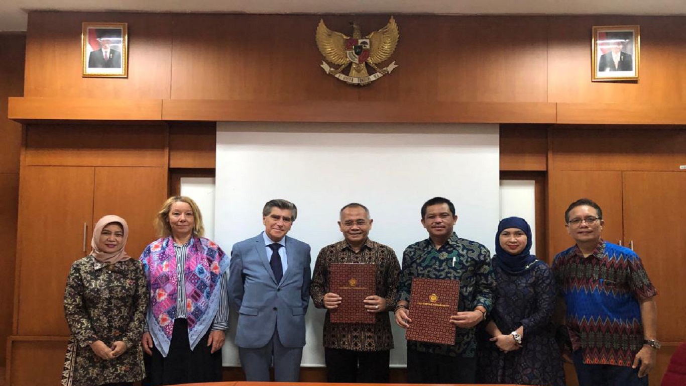 JAMTANI - Padjadjaran University Cooperation